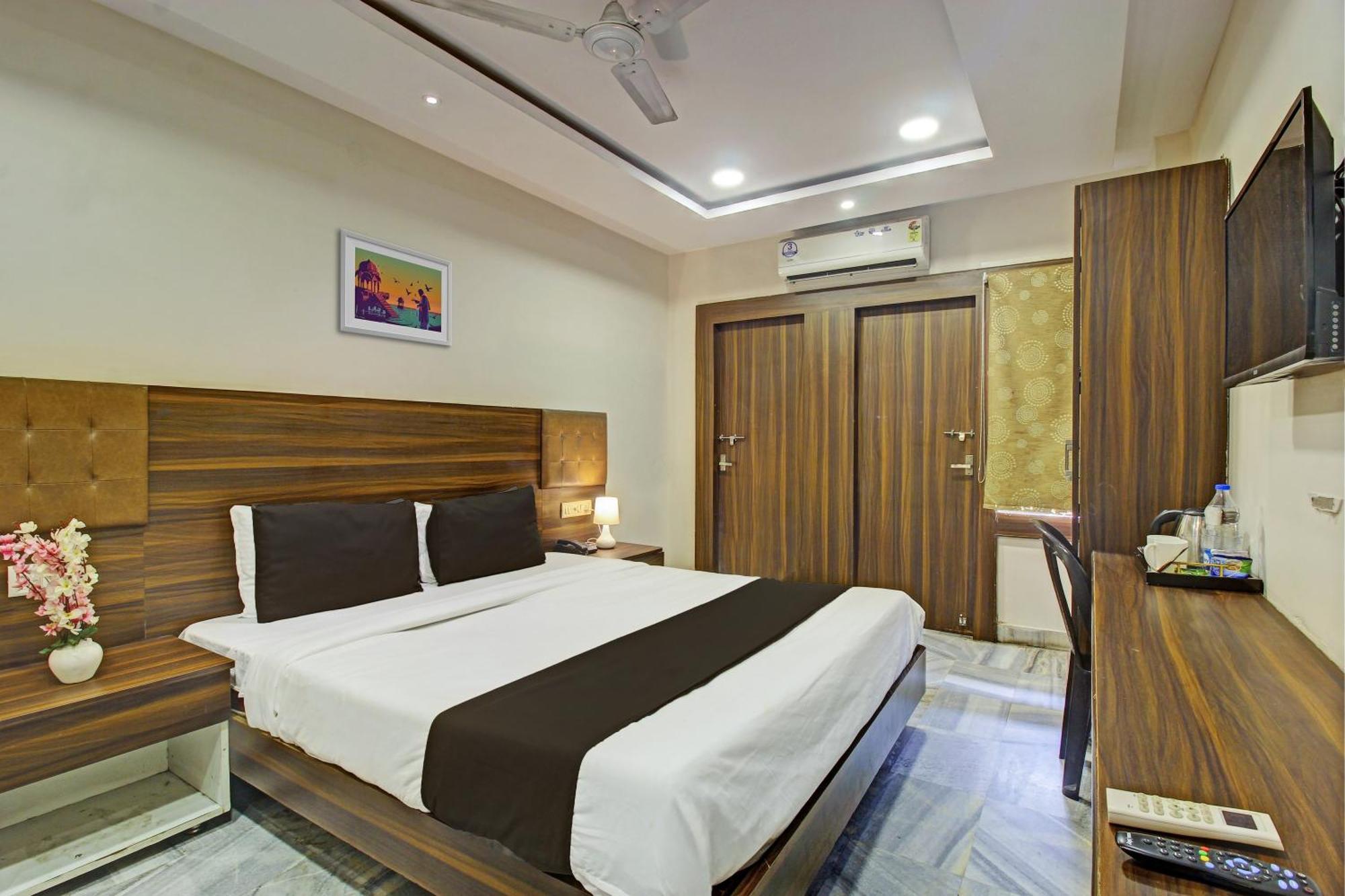 Hotel O Srujana Stay Inn ไฮเดอราบัด ภายนอก รูปภาพ