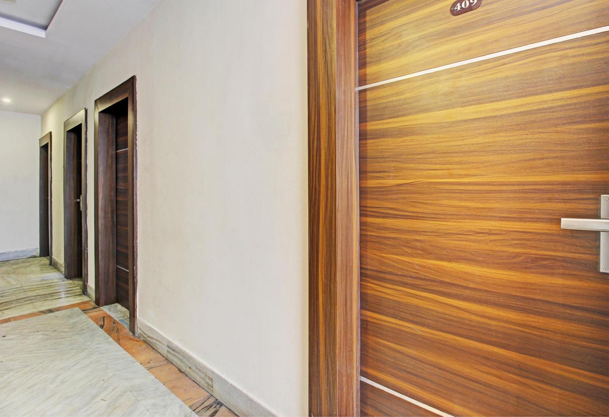 Hotel O Srujana Stay Inn ไฮเดอราบัด ภายนอก รูปภาพ
