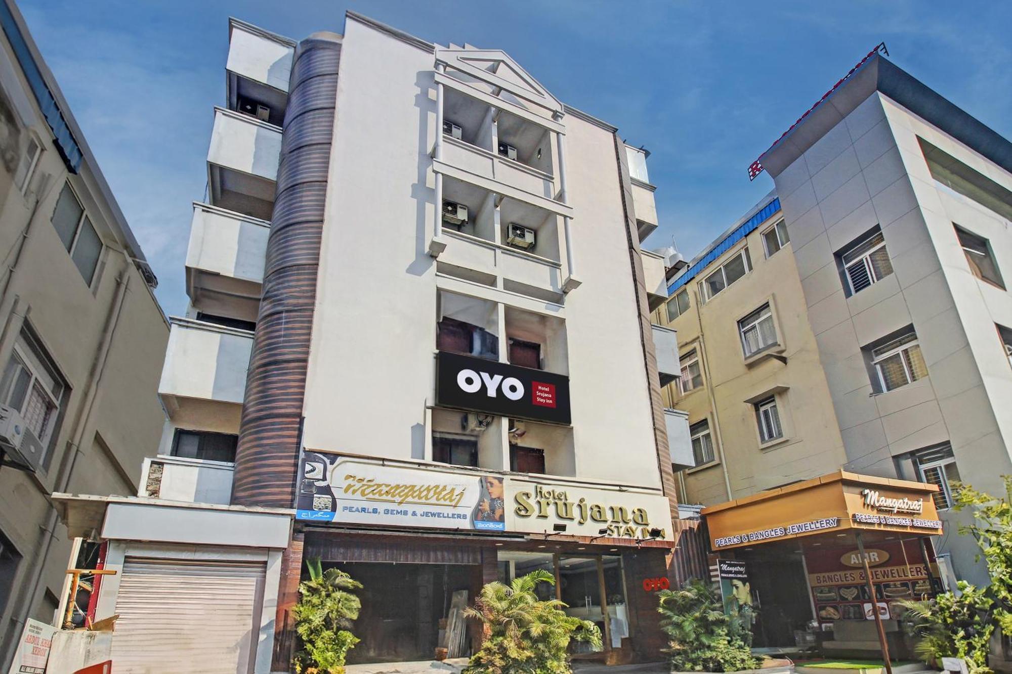 Hotel O Srujana Stay Inn ไฮเดอราบัด ภายนอก รูปภาพ